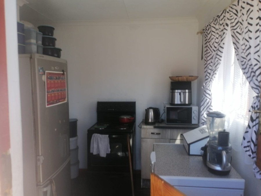  Bedroom Property for Sale in Llitha Park Western Cape